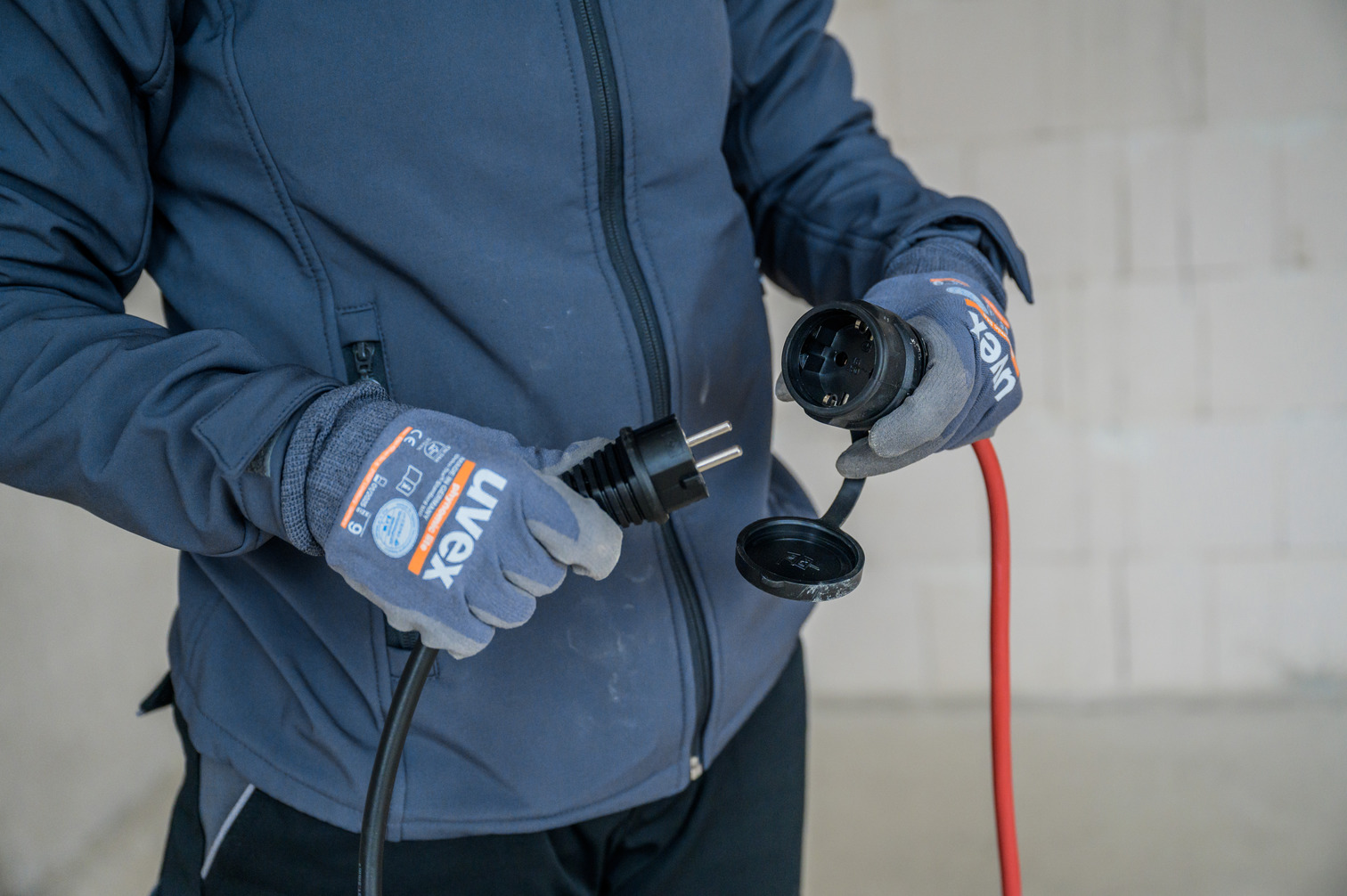 Verlengsnoer voor bouwplaatsen IP44 25m H07RN-F 3G2,5 zwart